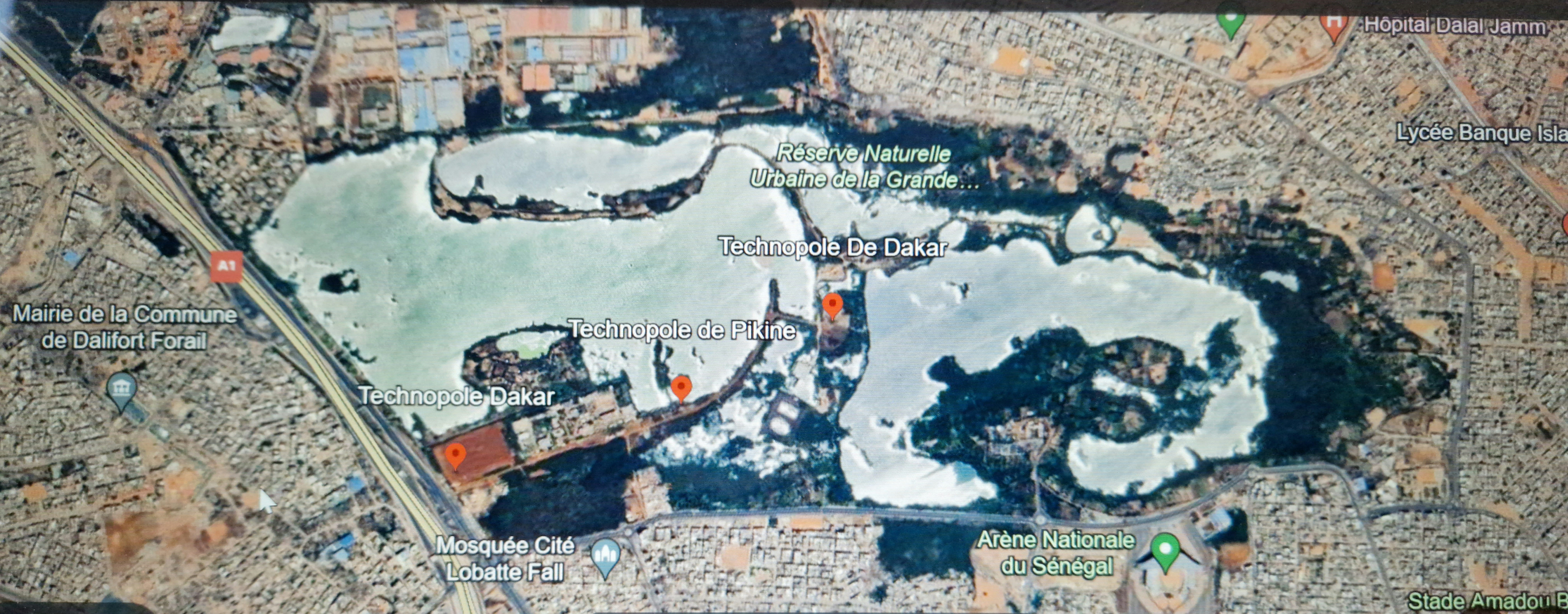 Carte Google du Technopole et de la Grande Niaye de Dakar-Pikine, Sénégal, incluant la Réserve Naturelle Urbaine de la Grande Niaye. 